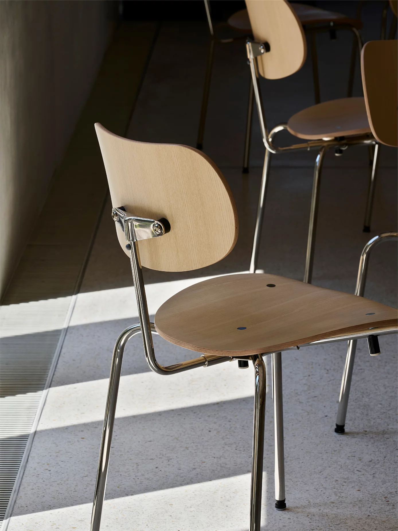 SE 68 SU chair – Classic Collection