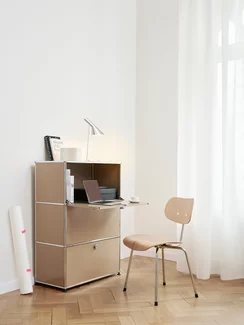 The SE 68 in a home office setting