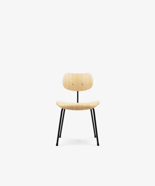 SE 68 Multi Purpose Chair front view in oak/black