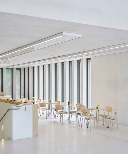 SE 68 Multi Purpose Chair at the NS Dokucenter in Munich