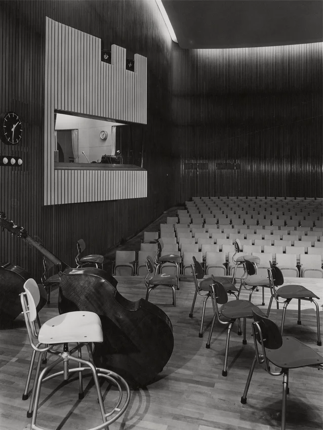 Early design of orchestra furniture